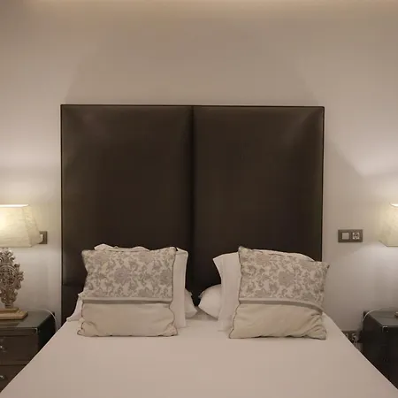 Garcia Paredes Solo Adultos Appartement Madrid