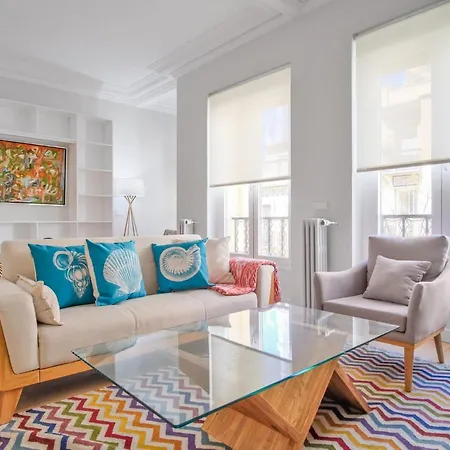 Apartment Stylish 3-bedroom In The Heart Of Barrio Salamanca Perfect For Shopping & Leisure, Castello Iv Madrid