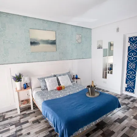 Fuencarral Adeco Guest house Madrid
