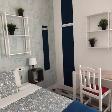 Fuencarral Adeco Guest house