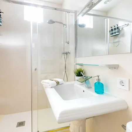 Apartamento Bright Penthouse With Terrace In Center