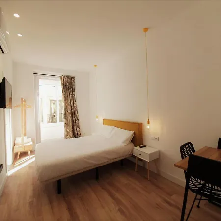 Guest house Manuela By Gaiarooms 2*