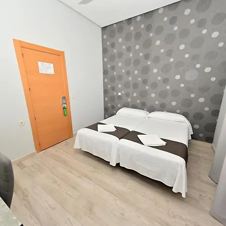 Falfes Konukevi Madrid