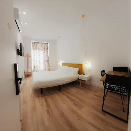 Guest house Manuela By Gaiarooms