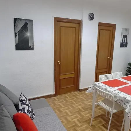 Apartamento Azul Vallecas Apartment *