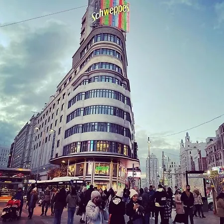 Hc Callao Ostello