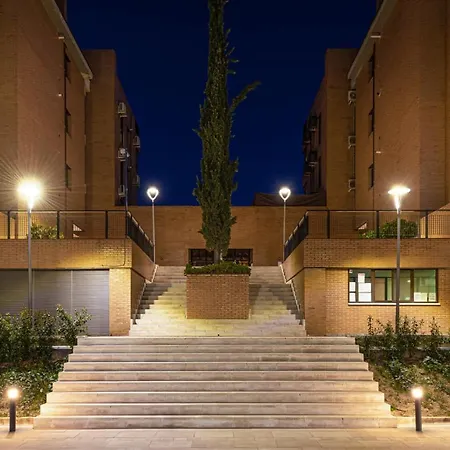Premium In La Rosaleda Area - Apartment *