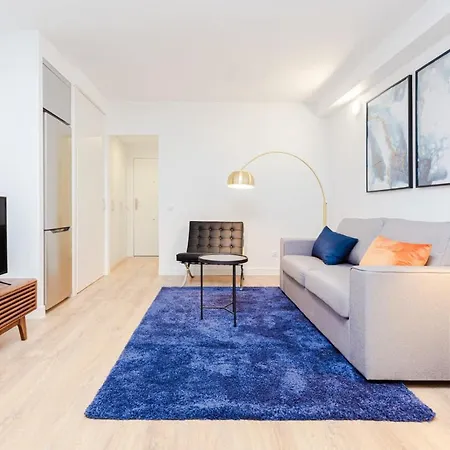 Premium In La Rosaleda Area - Apartment Madrid