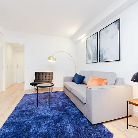 Apartment Premium In La Rosaleda Area - Madrid