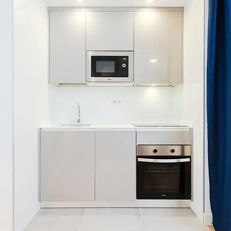 Apartment Premium In La Rosaleda Area -