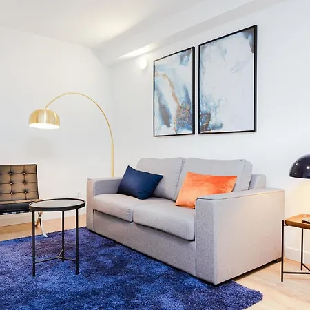 Premium In La Rosaleda Area - Apartment