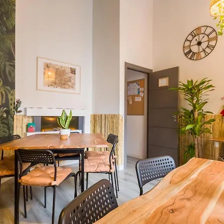 Social - Coliving & Coworking - * 马德里