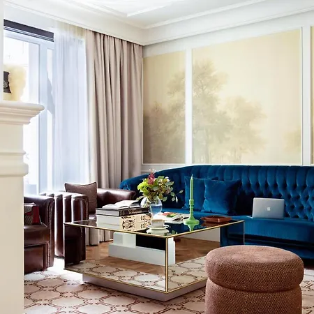 Hotell Bless - The Leading Of The World Madrid