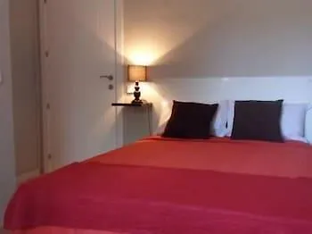 Aravaca Garden מלון 3*