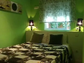 מלון Aravaca Garden 3*