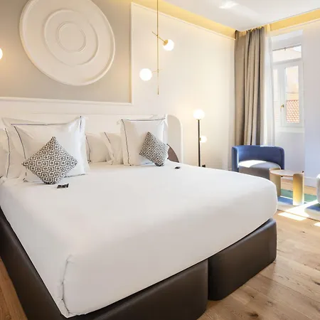 One Shot Fortuny Hotell 4*