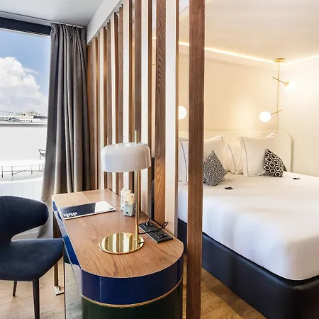 One Shot Fortuny Hotell 4*