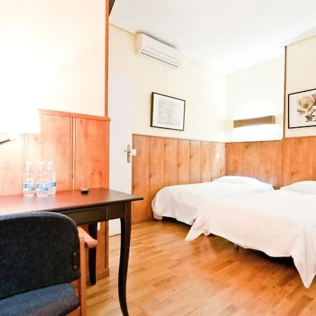 Asuncion Penzion Madrid