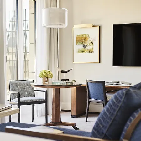 Hotel Four Seasons