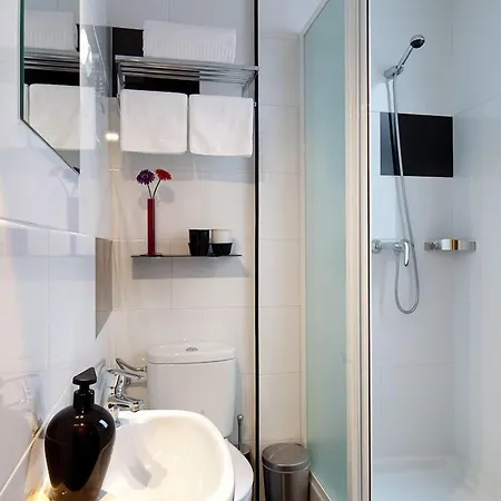 Auberge de jeunesse Thc Tirso Molina *