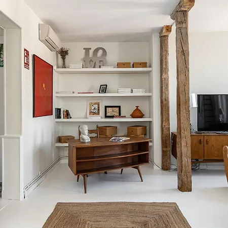 Apartment Bnbholder Refined Duplex Malasana Madrid
