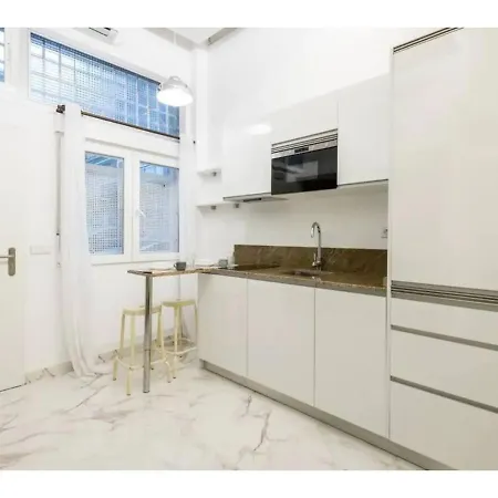 Little Cozy Loft Free Street Parking Wifi Barbadillo Bis Apartment *