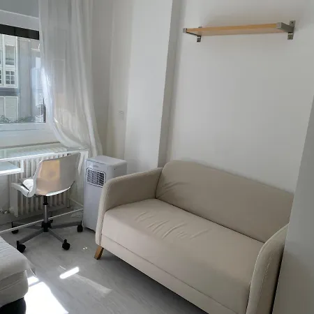 Aparthotel Goya 75