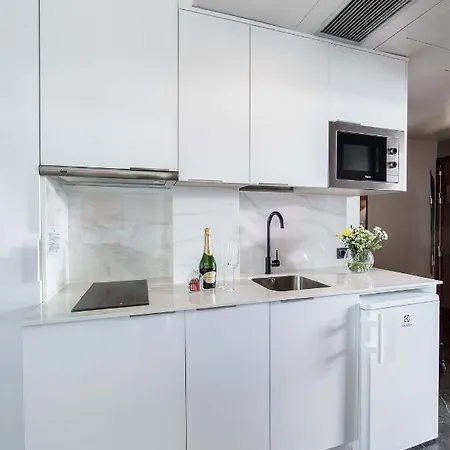 Apartosuites Jardines De Sabatini Appart hôtel 3*