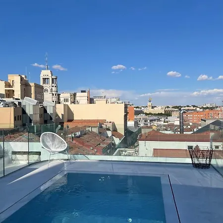 60 Balconies Iconic *