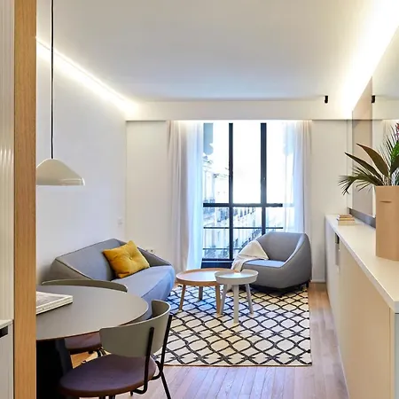 60 Balconies Iconic *