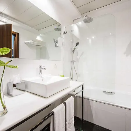 Apartosuites Jardines De Sabatini Appart hôtel 3*