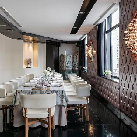 Vincci Capitol Hotel 4*