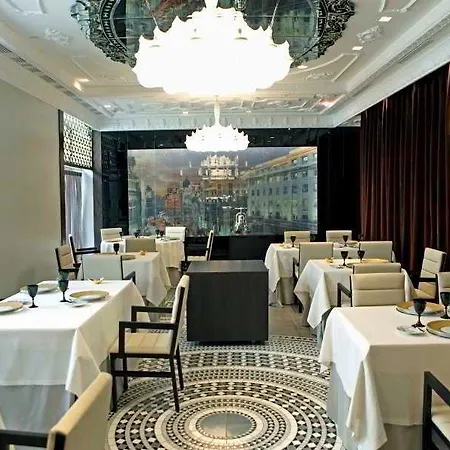 Unico Madrid, Small Luxury