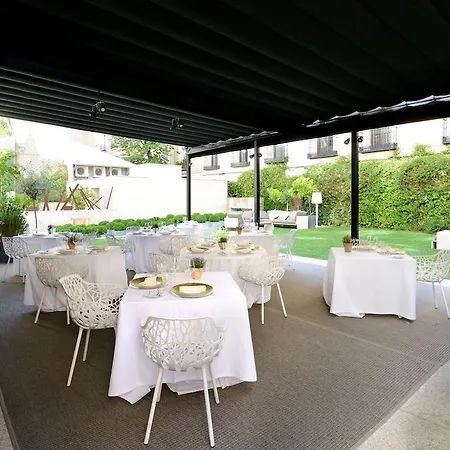Hotel Unico Madrid, Small Luxury 5*