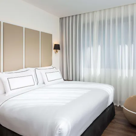 Melia Serrano Hotel