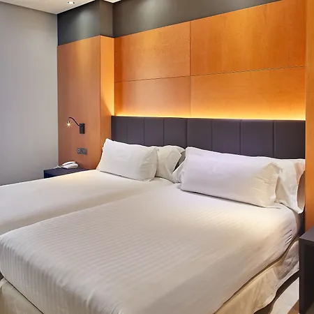 Silken Puerta 4* Madryt