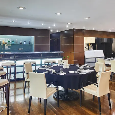 Silken Puerta Hotel 4*