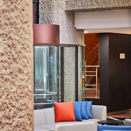 Silken Puerta Hotel