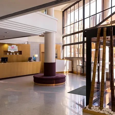 Hotel Rafaelhoteles Piramides