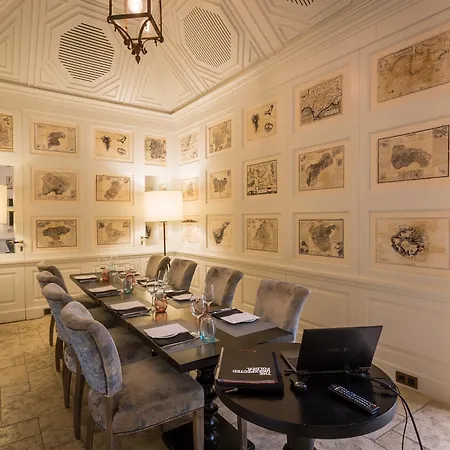 Only Boutique Hotel 4*