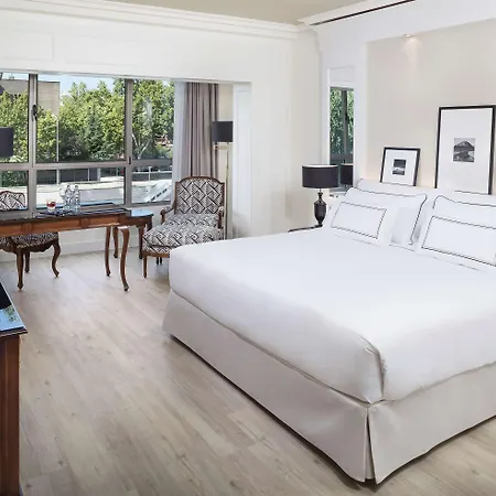 Melia Barajas 4*