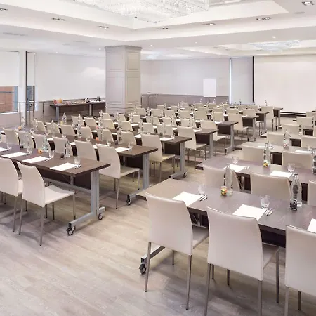 Ξενοδοχείο Melia Barajas 4*