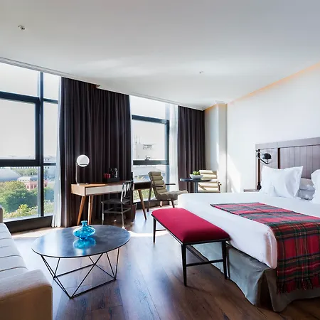Only Atocha Hotel 4*