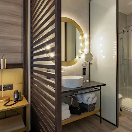 Pestana Cr7 Gran Via Hotel 4*