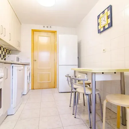 Bright Flat Parking/wanda Metropolitano/airport Apartment