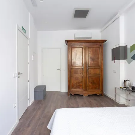 Ronda9 Hostel *