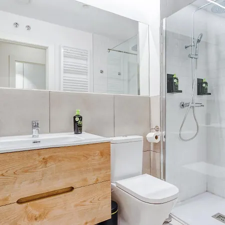Apartahotel Limehome Calle De Fomento Madrid