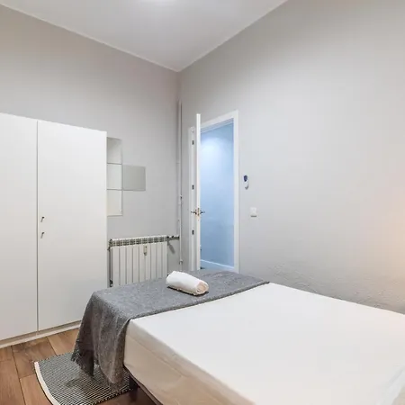 Retiro Vii - Tu Espacio Urbano Y Funcional En Apartamento