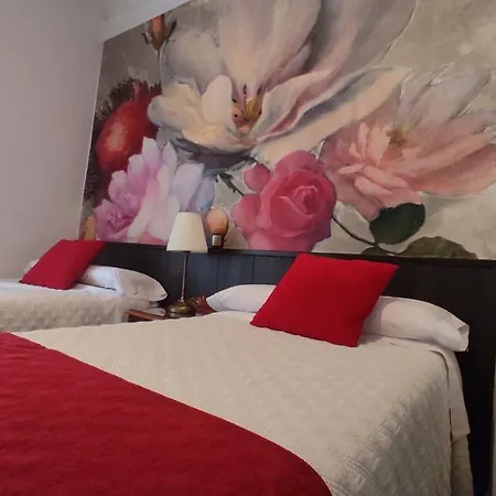 Guest house Bruna Paseo Del Prado 2*