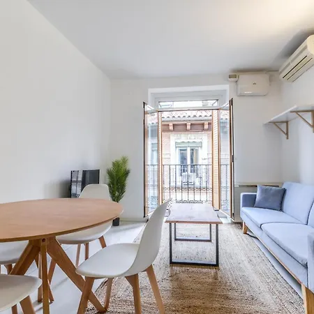 Apartamento En Cava Baja